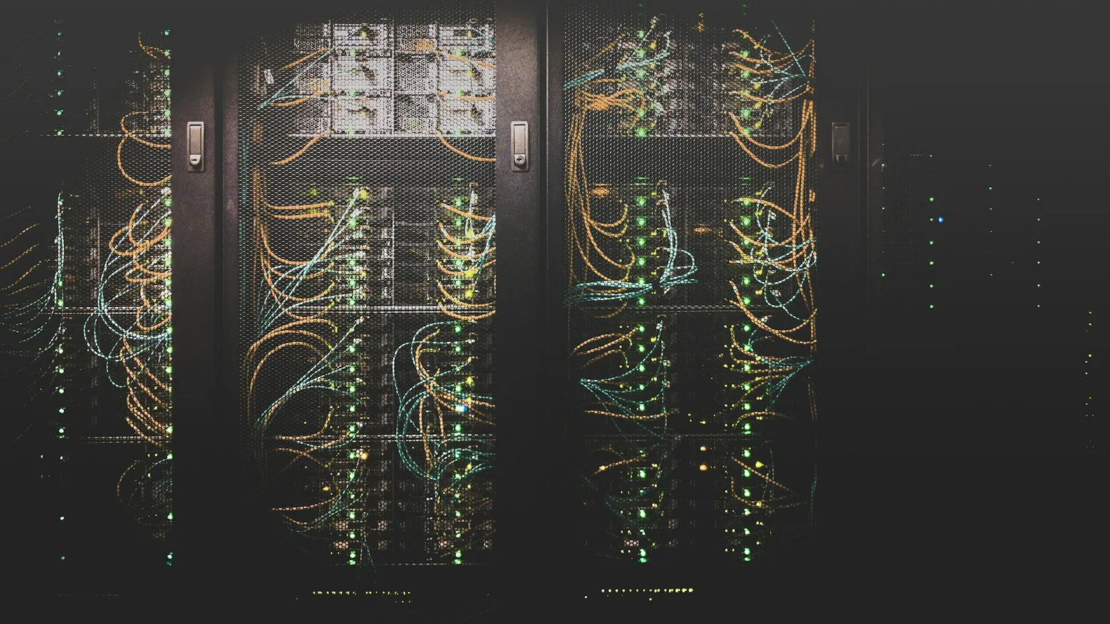 Network equipment and cabling inside a server environment